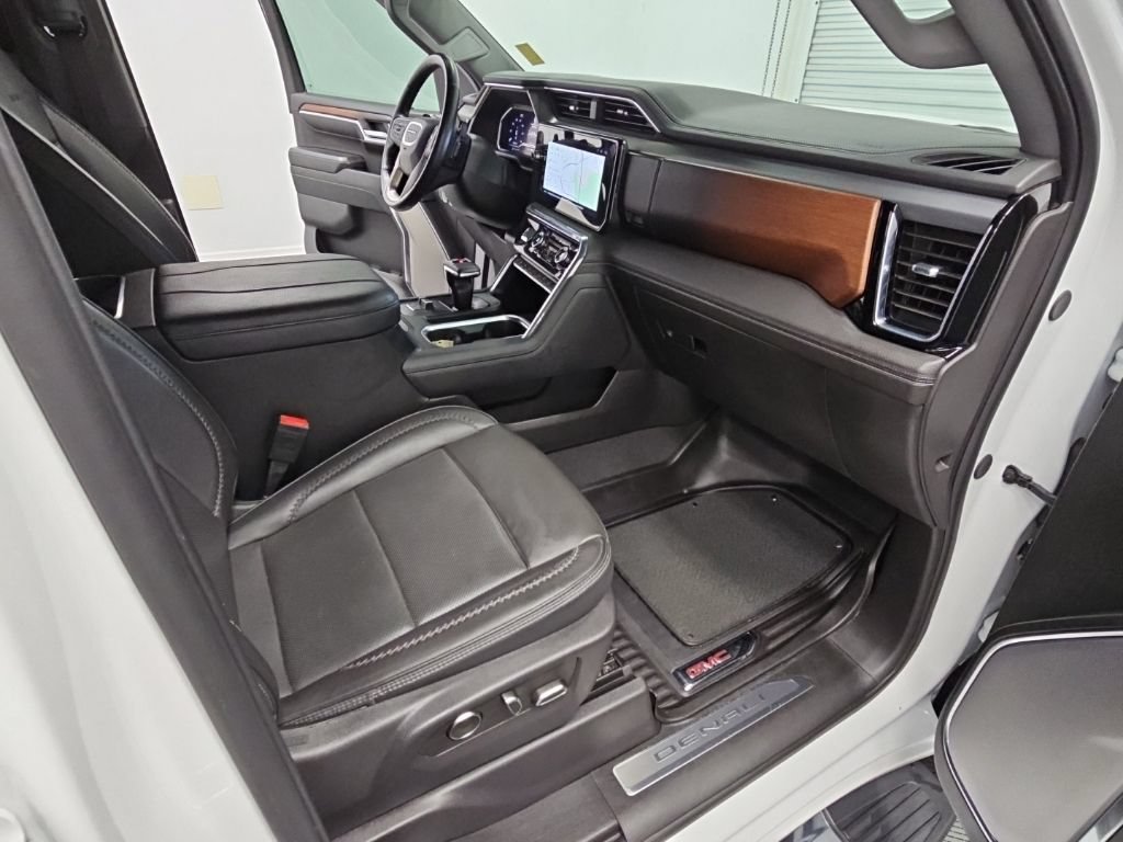 Certified 2024 GMC Sierra 1500 Denali w/ Technology Package AWD/4WD image 38