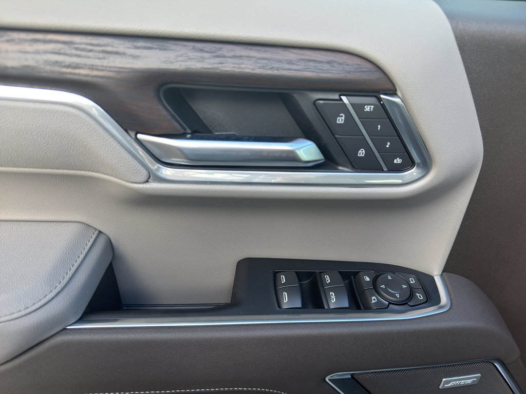 New 2026 GMC Sierra 1500 SLT w/ SLT Convenience Package image 18