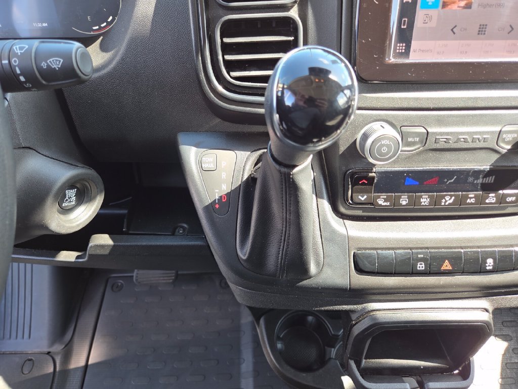 Used 2025 RAM ProMaster 2500 w/ U-Haul Equipment Group FWD image 30