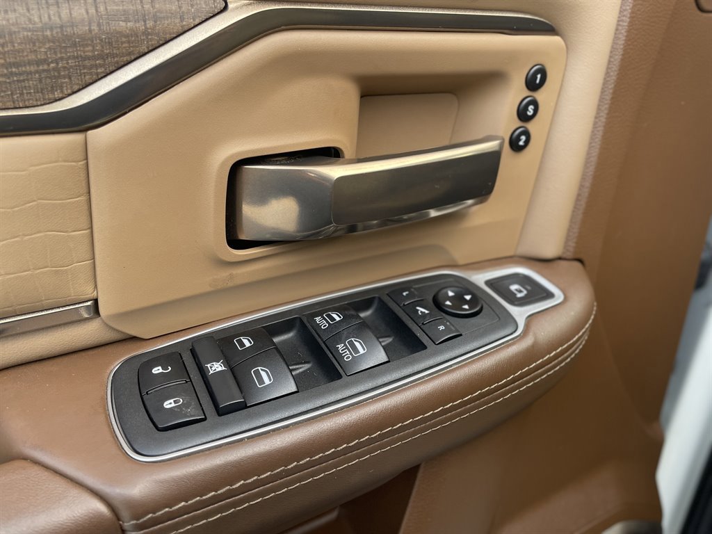 Used 2021 RAM 3500 Limited image 38