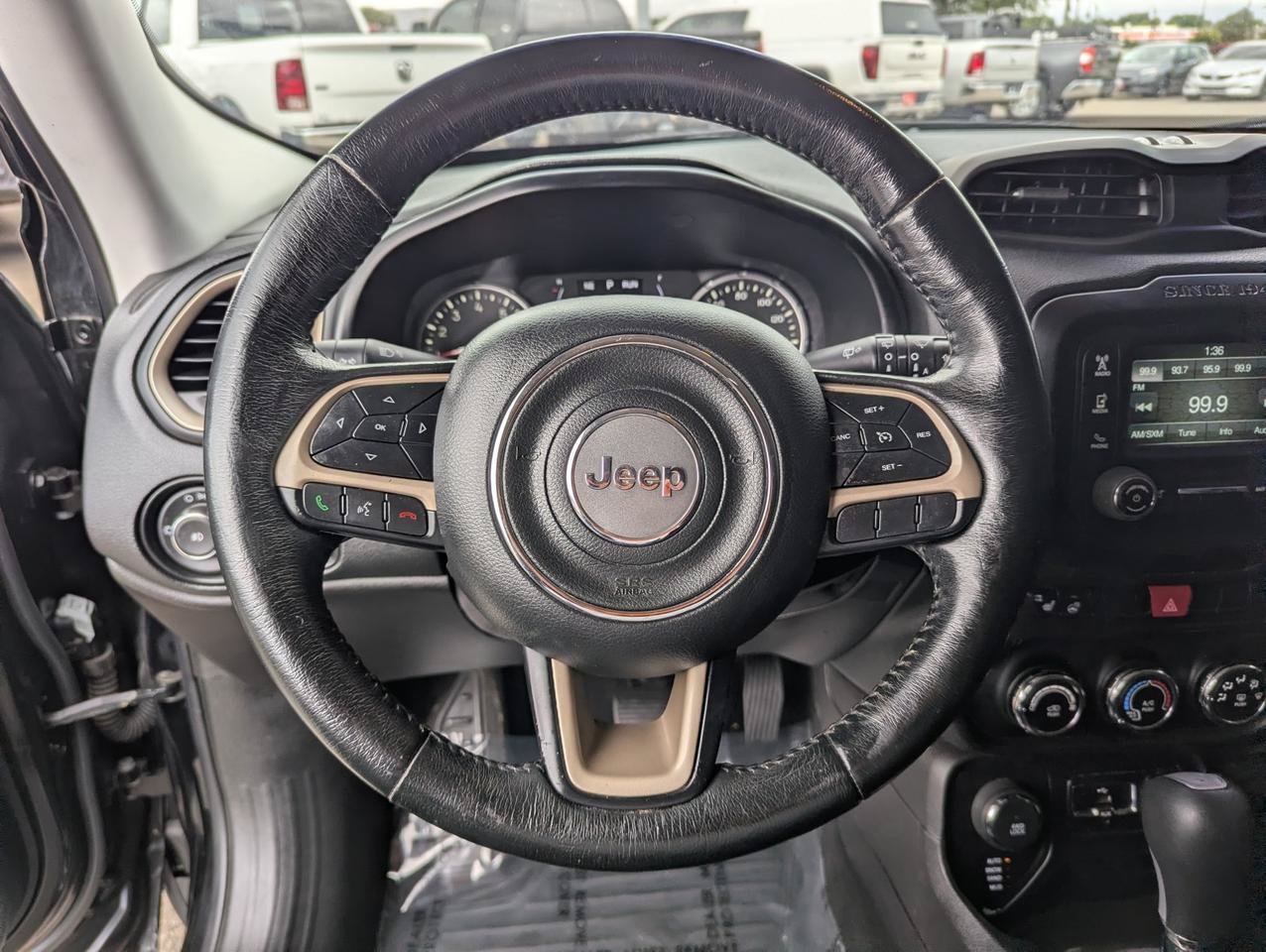 Used 2017 Jeep Renegade Latitude w/ Cold Weather Group AWD/4WD image 12