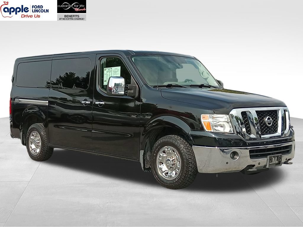 Used 2018 Nissan NV 3500 SL RWD image 1