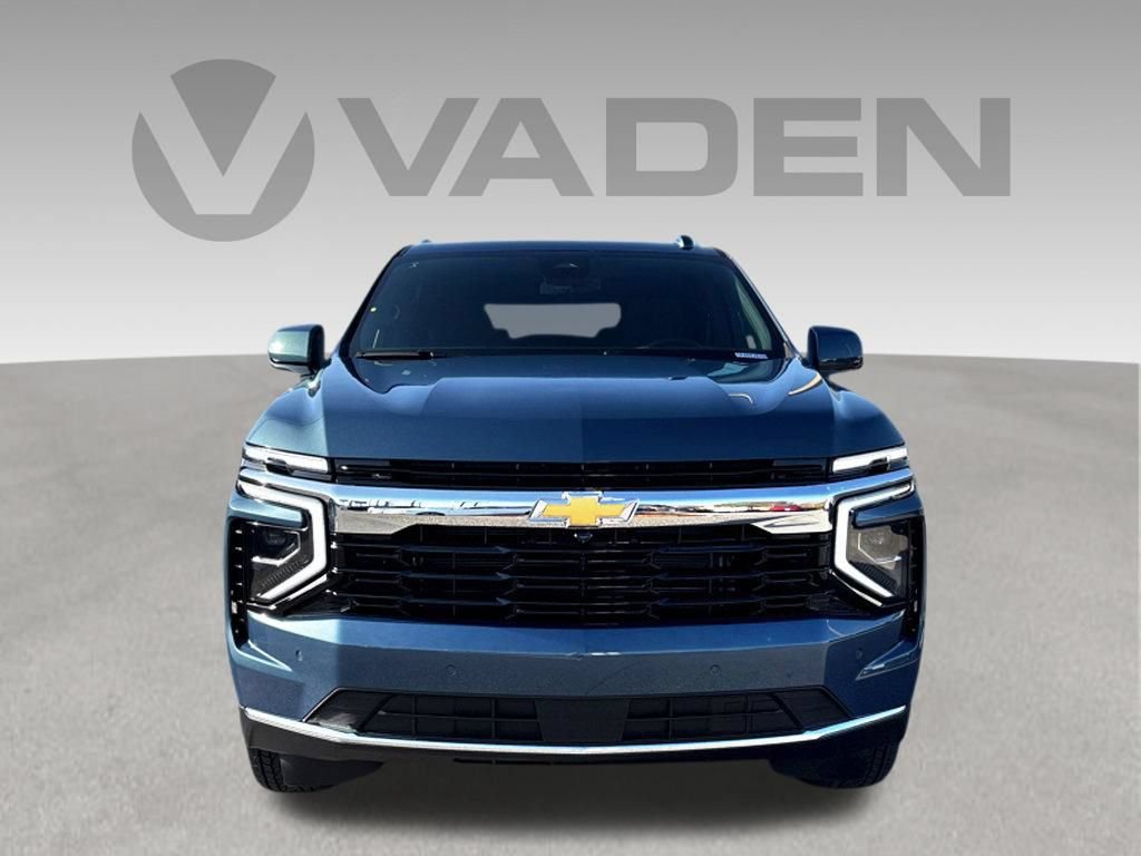 New 2026 Chevrolet Suburban LS RWD image 2