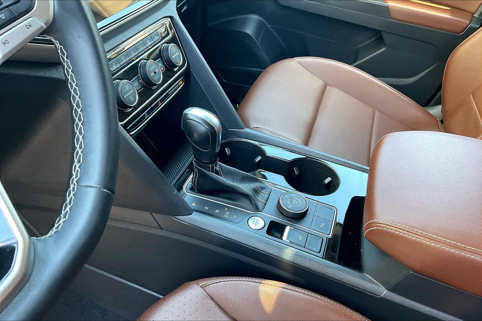 Certified 2023 Volkswagen Atlas SE AWD/4WD image 17