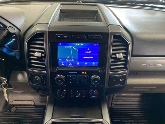 Used 2022 Ford F450 XLT w/ XLT Value Package AWD/4WD image 28