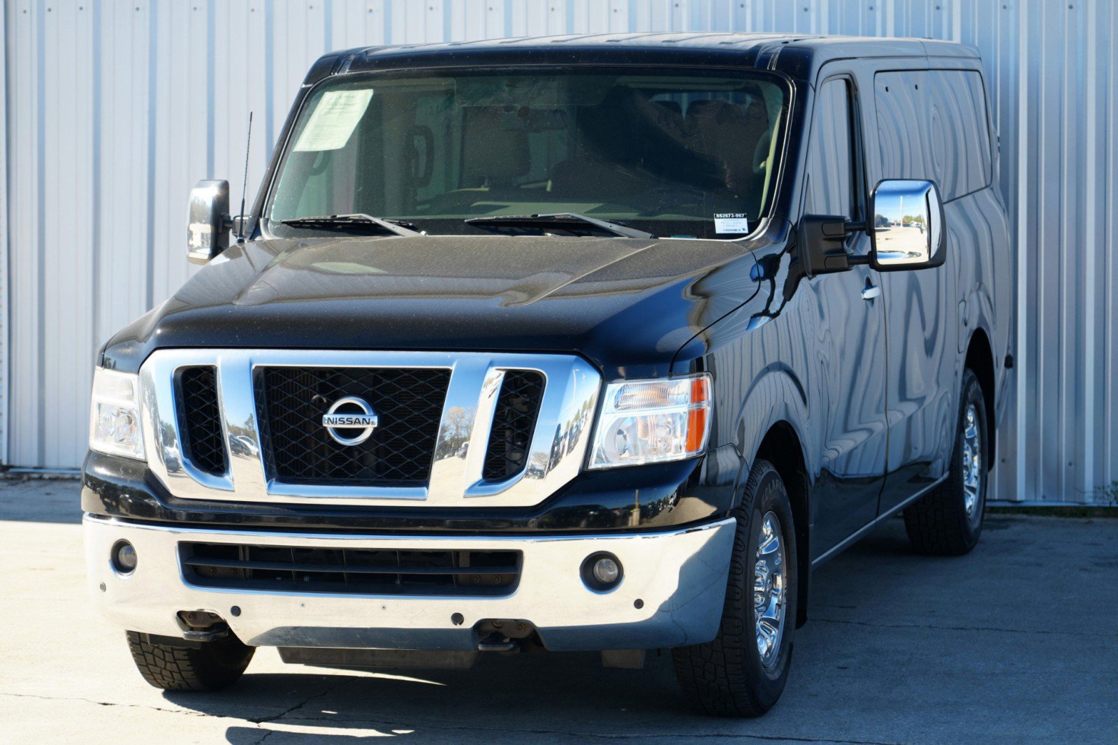 Used 2018 Nissan NV 3500 SL image 42