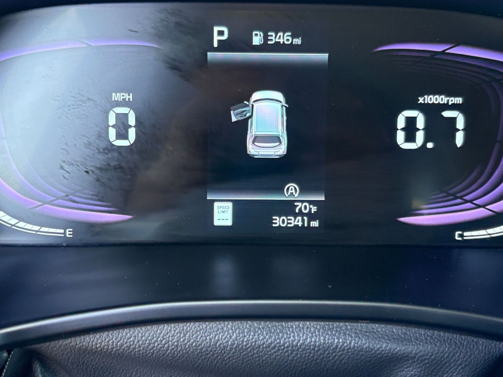 Used 2025 Kia Soul LX w/ LX Technology Package FWD image 38