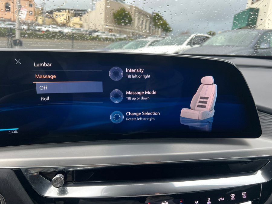 Used 2024 Cadillac Lyriq Luxury w/ LPO, Floor Liner Package image 28