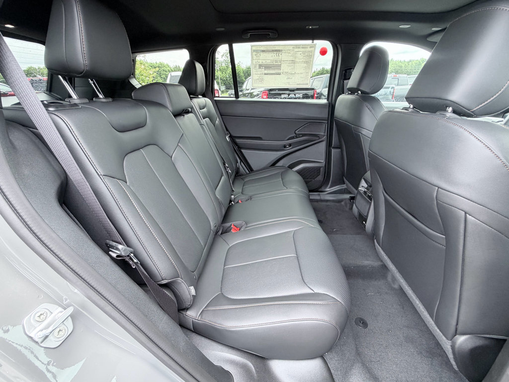 New 2026 Jeep Cherokee Limited AWD/4WD image 25