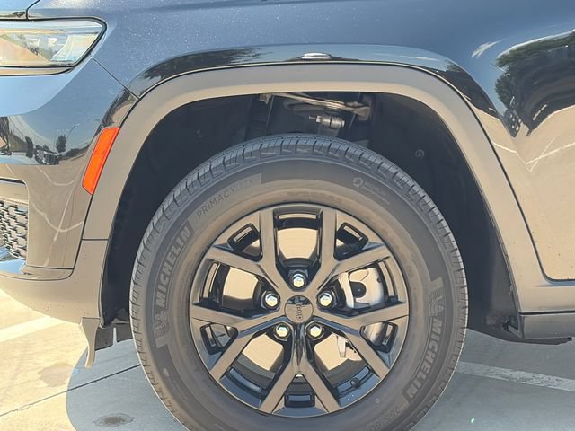 Certified 2024 Jeep Grand Cherokee L Laredo AWD/4WD image 5