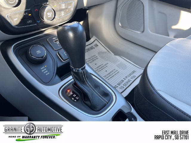 Used 2021 Jeep Compass Latitude w/ Convenience Group AWD/4WD image 24