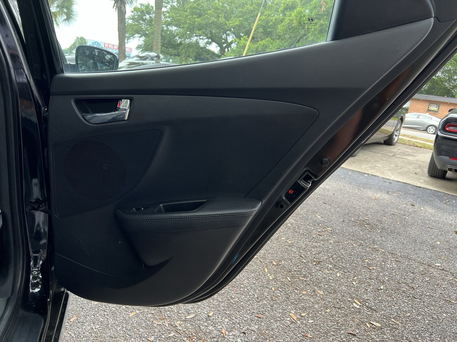 Used 2016 Hyundai Veloster w/ Option Group 02 image 24