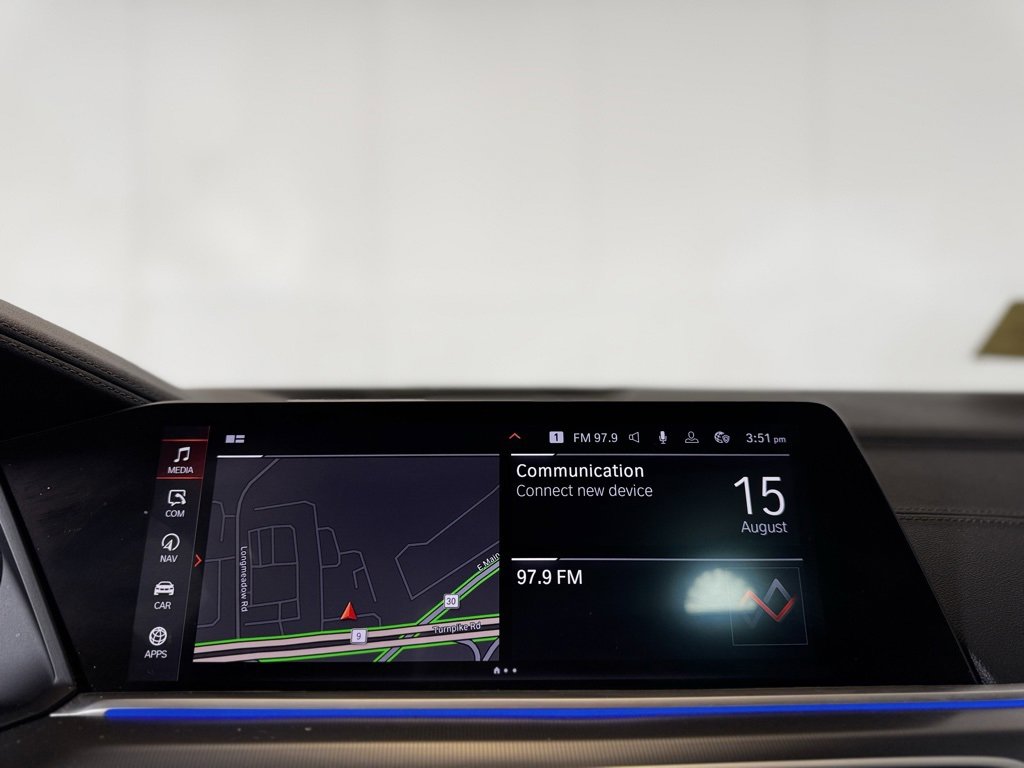 Used 2022 BMW X5 M50i w/ Premium Package image 17