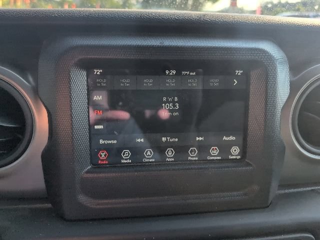 Used 2023 Jeep Wrangler Unlimited AWD/4WD image 20