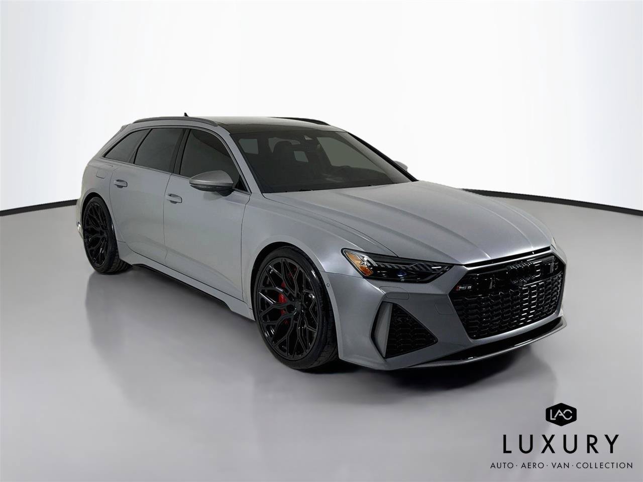 Used 2024 Audi RS 6 performance AWD/4WD image 3