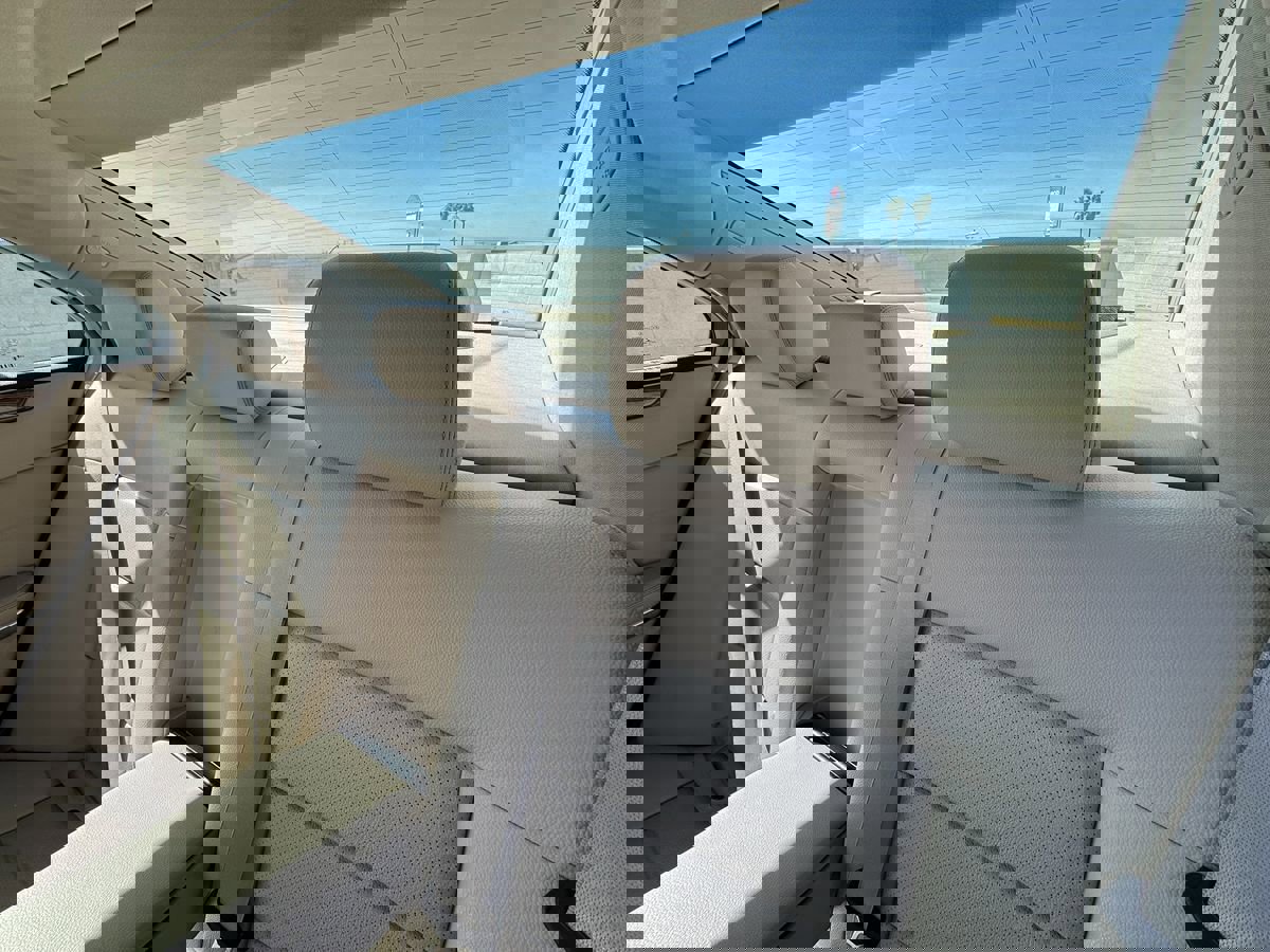 Used 2014 Mercedes-Benz E 350 Sport image 18