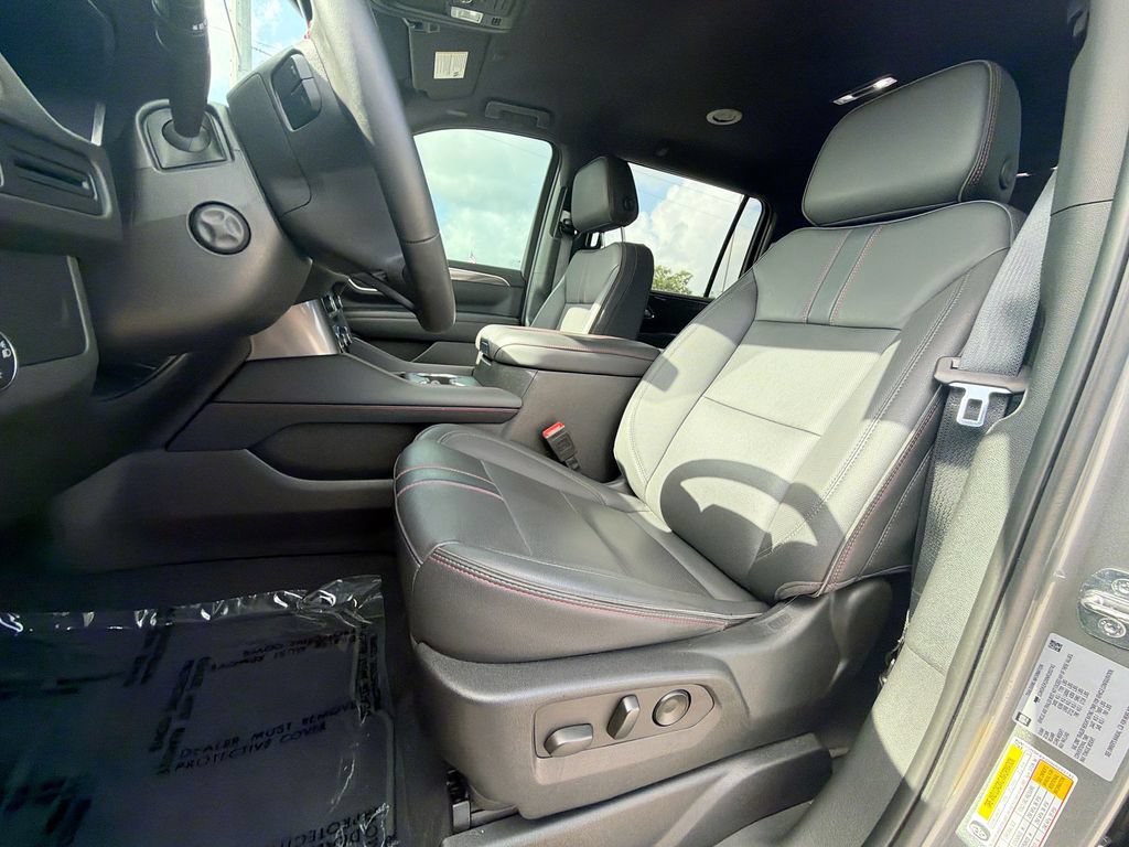 Certified 2022 Chevrolet Suburban RST w/ Luxury Package AWD/4WD image 26