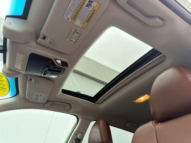 Used 2022 Subaru Outback Touring XT AWD/4WD image 20