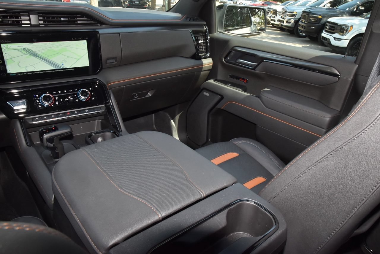 Used 2026 GMC Sierra 1500 AT4 w/ AT4 Premium Package AWD/4WD image 17