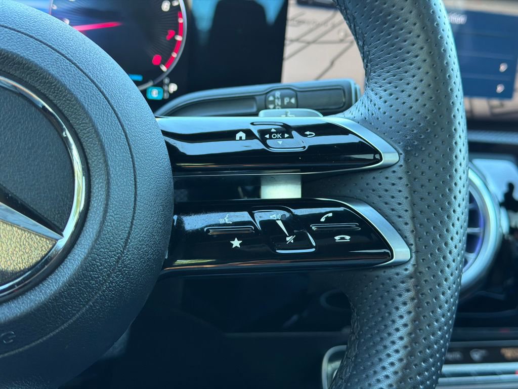 Used 2025 Mercedes-Benz CLA 250 4MATIC image 20