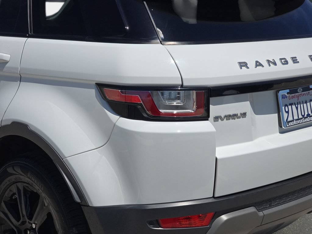Used 2017 Land Rover Range Rover Evoque SE Premium AWD/4WD image 38