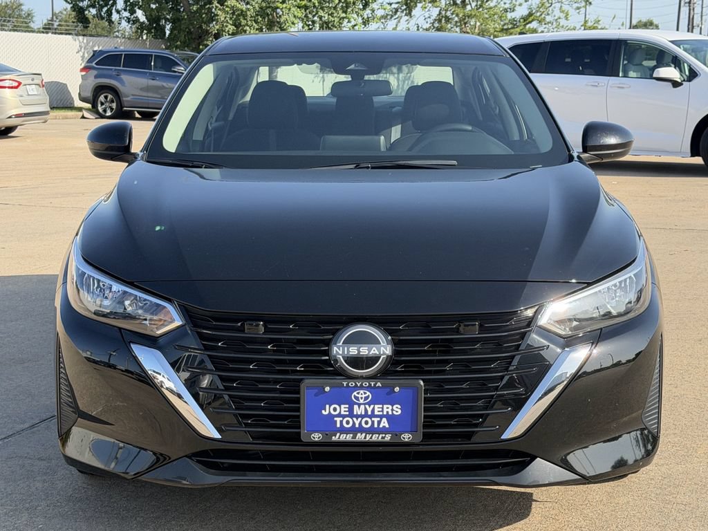 Used 2025 Nissan Sentra SV FWD image 3