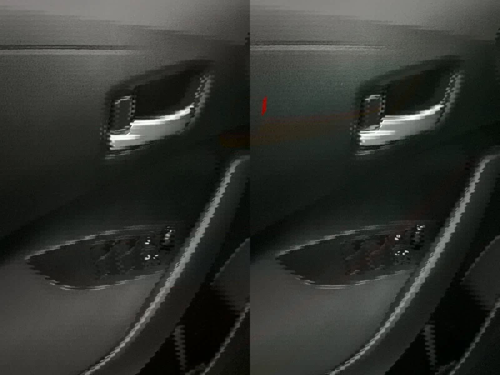 Used 2020 Toyota Corolla LE image 13