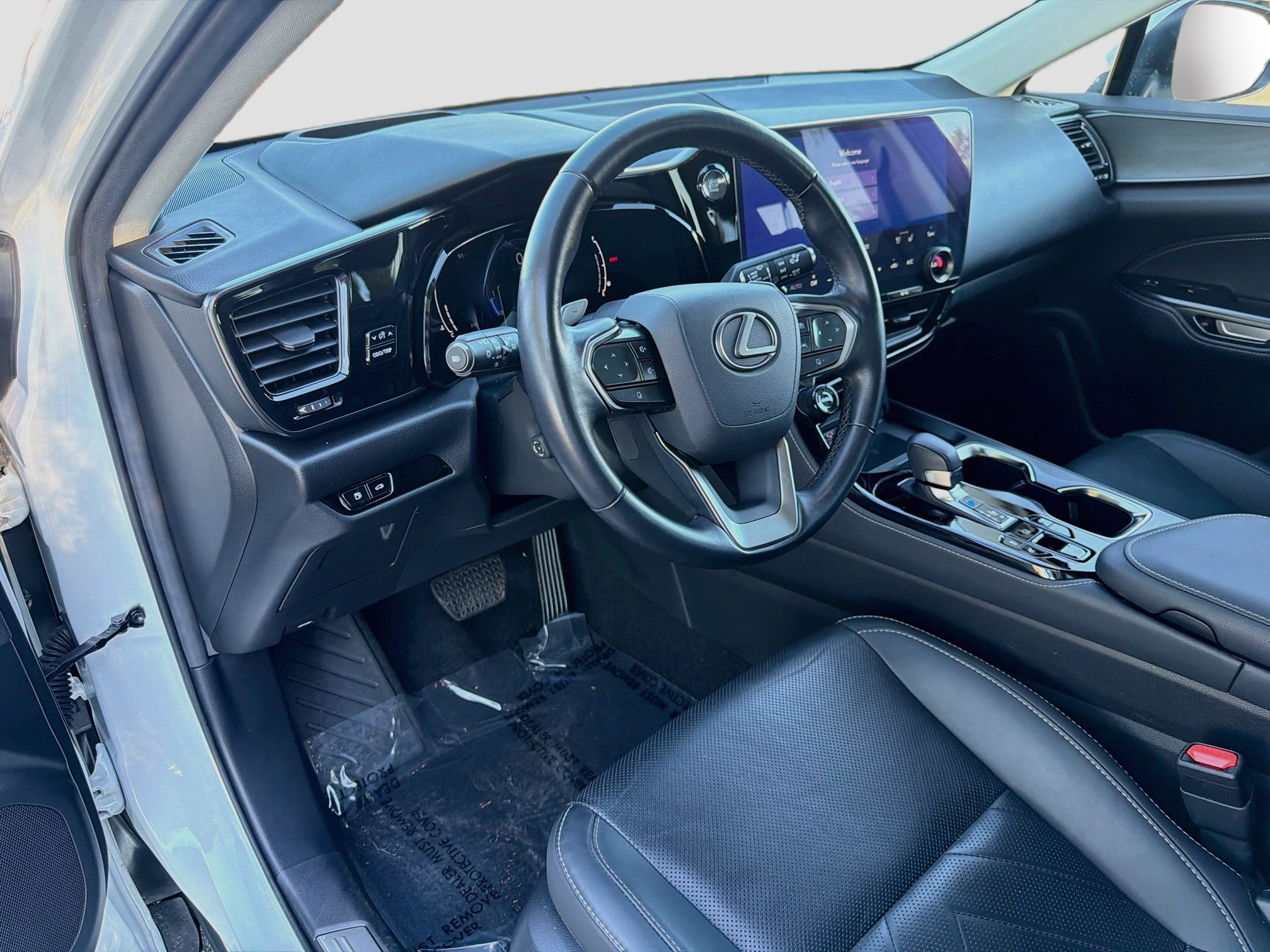 Used 2023 Lexus NX 350 AWD w/ Luxury Package image 9