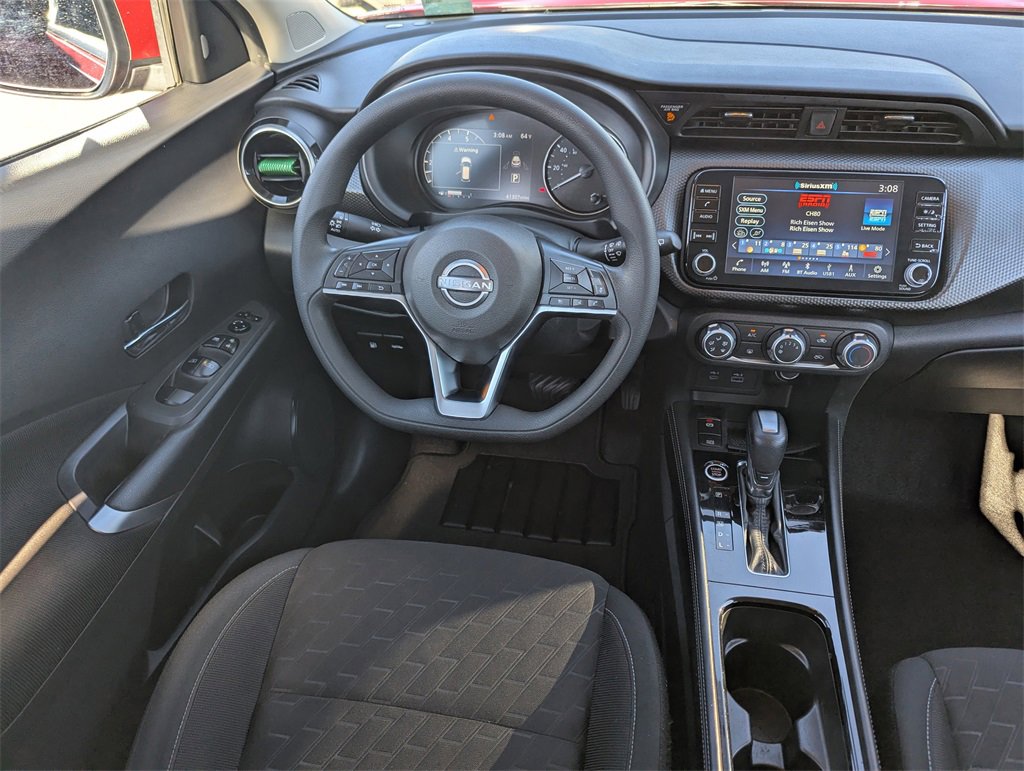 Used 2023 Nissan Kicks SV image 7