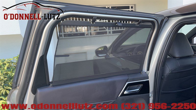 Used 2023 Mitsubishi Outlander SEL FWD image 11