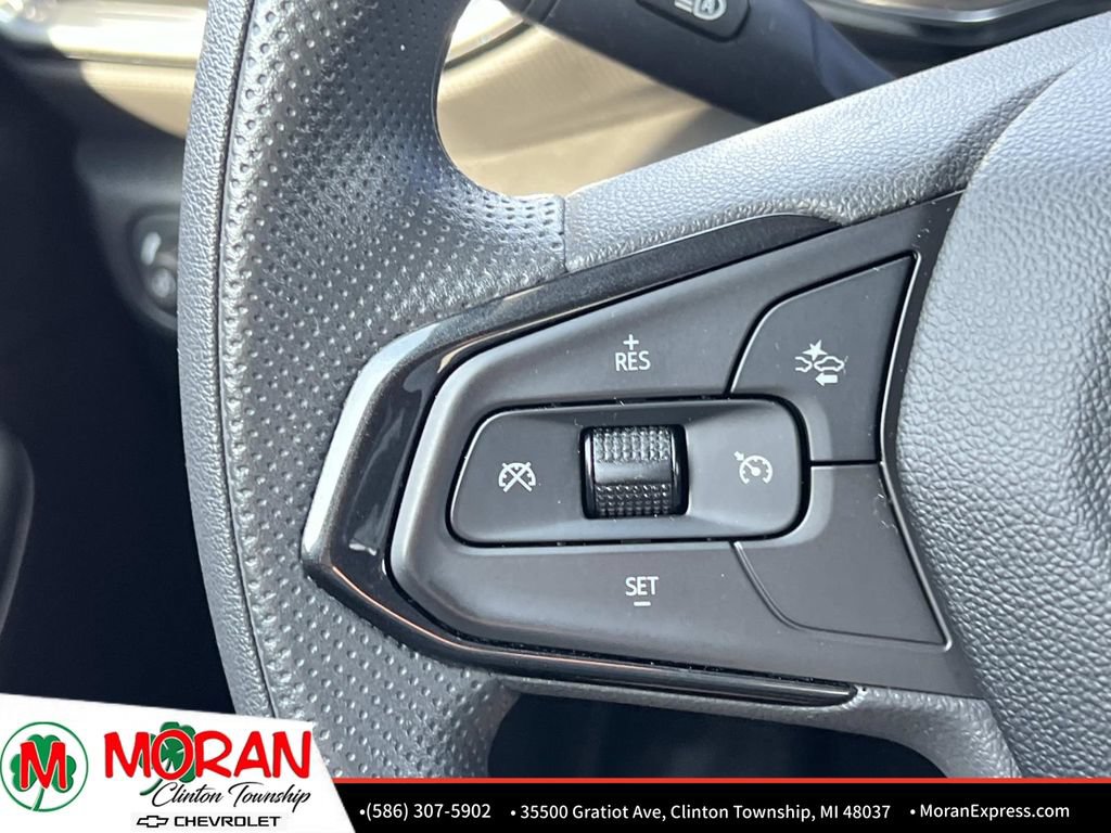 Used 2021 Chevrolet TrailBlazer LT w/ Convenience Package FWD image 26