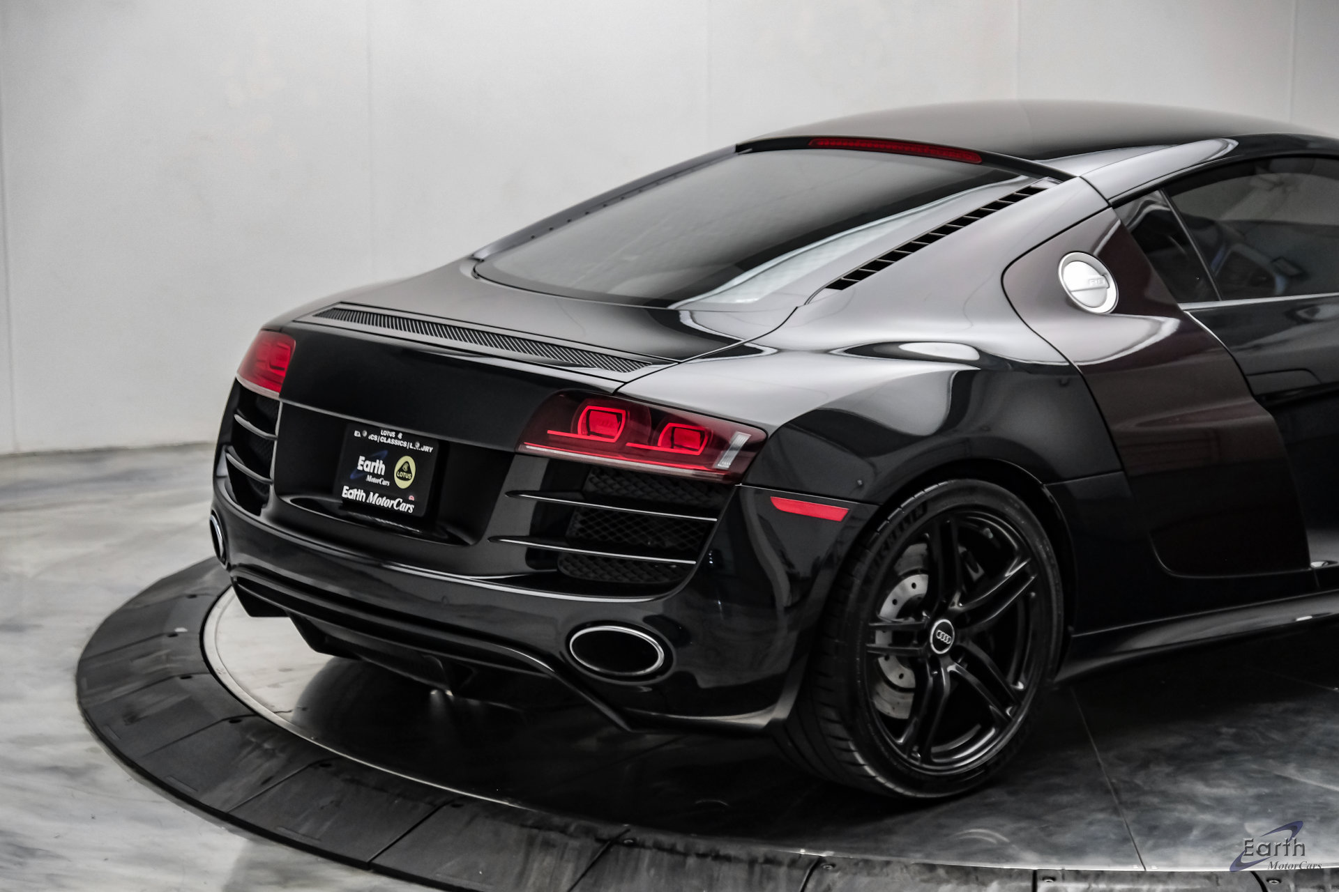 Used 2011 Audi R8 V10 AWD/4WD image 21