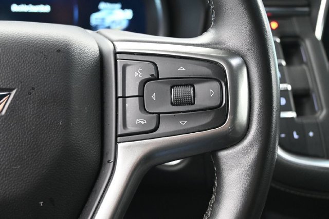 Used 2023 Chevrolet Suburban Premier AWD/4WD image 34