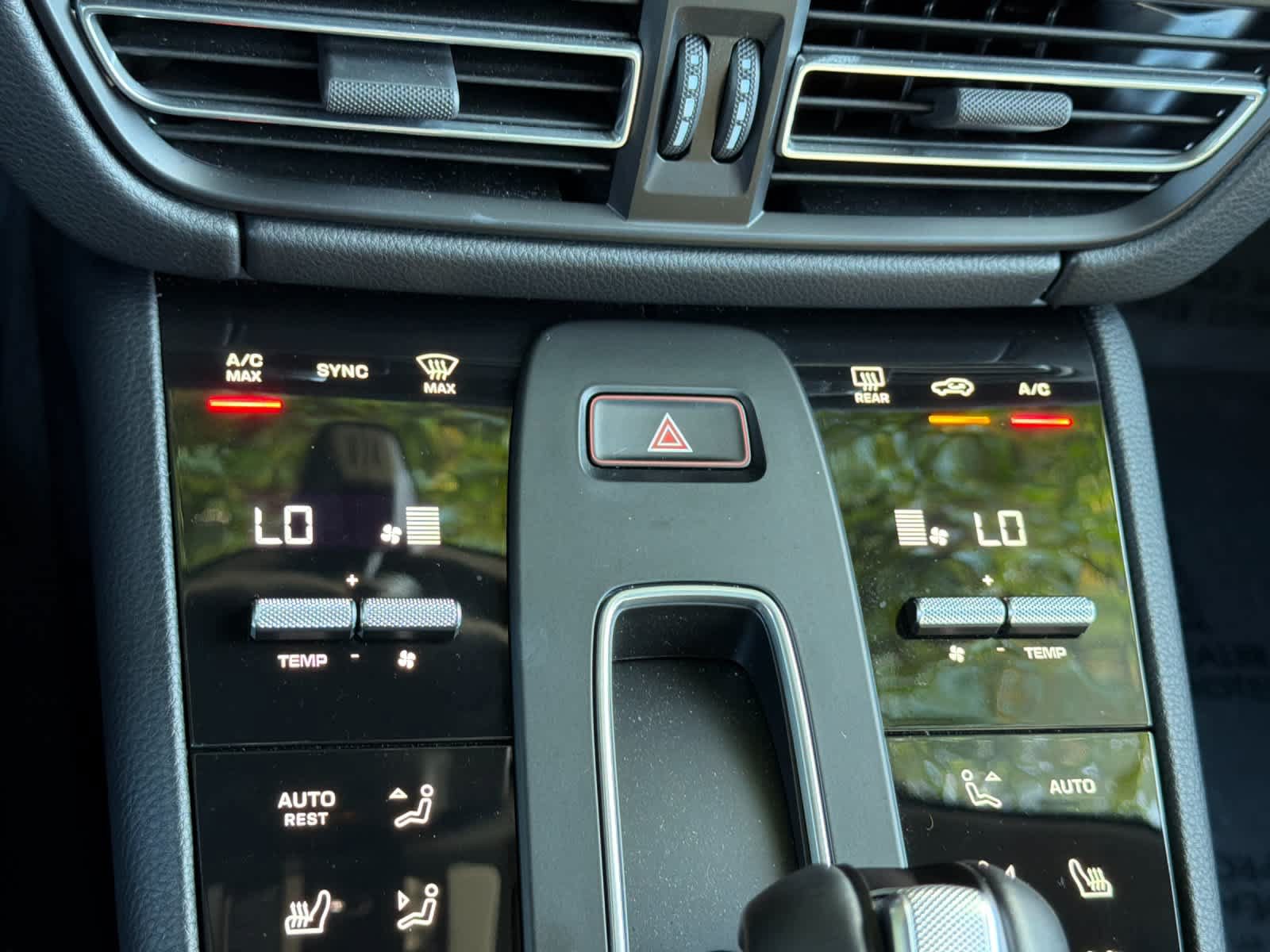 New 2026 Porsche Macan Turbo AWD/4WD image 23