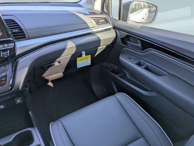 New 2026 Honda Odyssey Touring image 17
