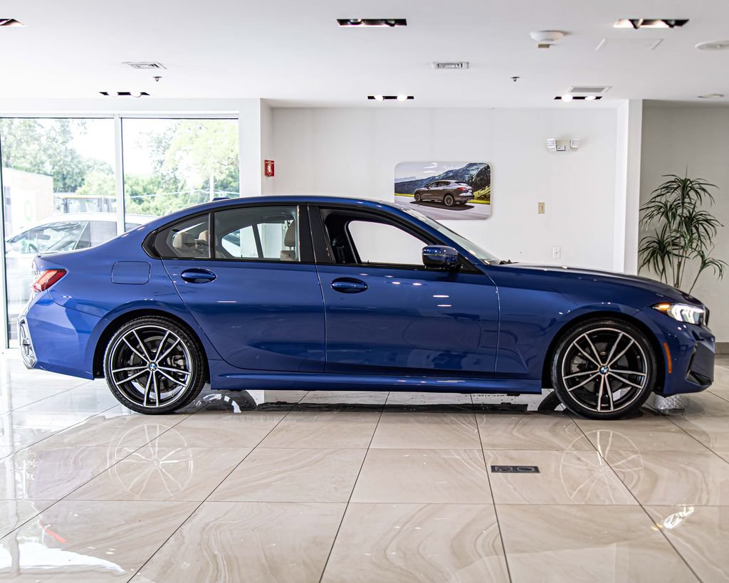 Used 2023 BMW 330i xDrive Sedan w/ M Sport Package AWD/4WD image 9