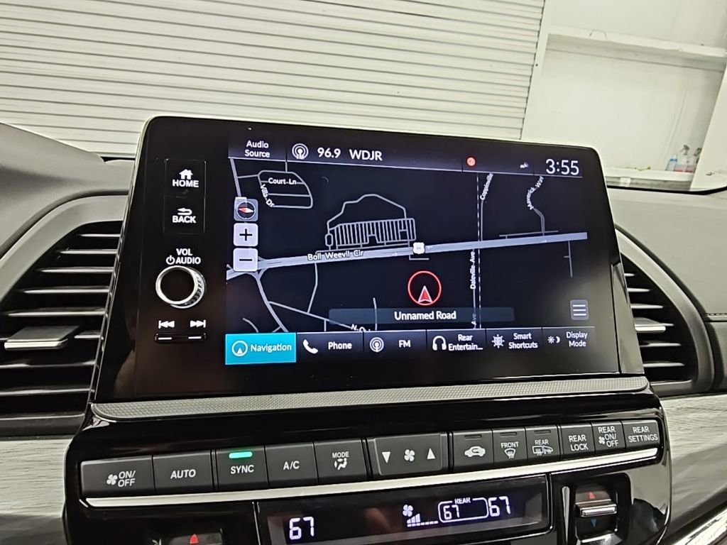 Used 2025 Honda Odyssey Elite image 14