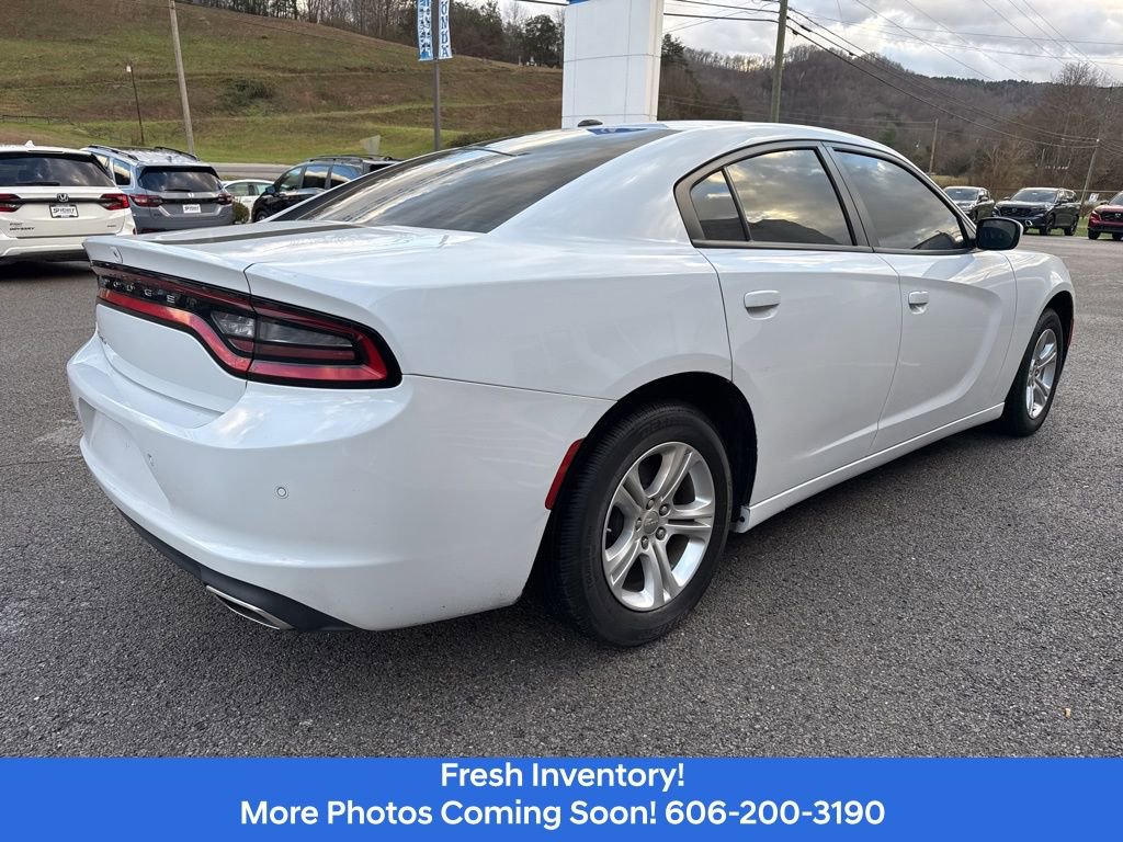 Used 2022 Dodge Charger SXT RWD image 6