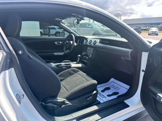 Used 2018 Ford Mustang Coupe w/ Equipment Group 101A RWD image 8