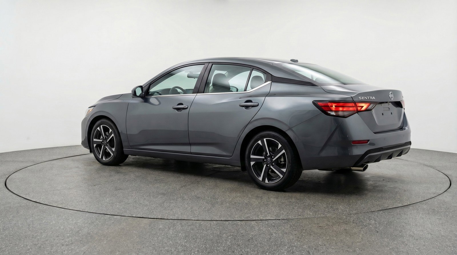 Used 2025 Nissan Sentra SV FWD image 6