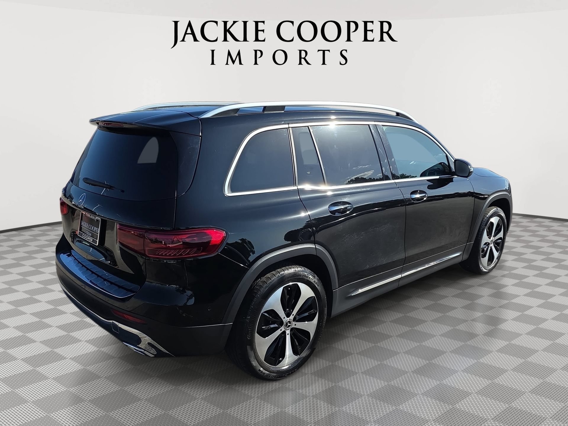 Used 2024 Mercedes-Benz GLB 250 image 5