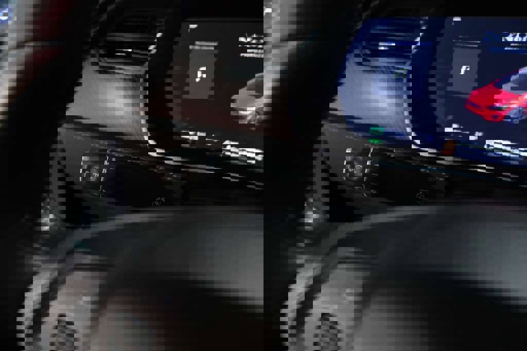 Used 2020 Tesla Model X Performance image 38