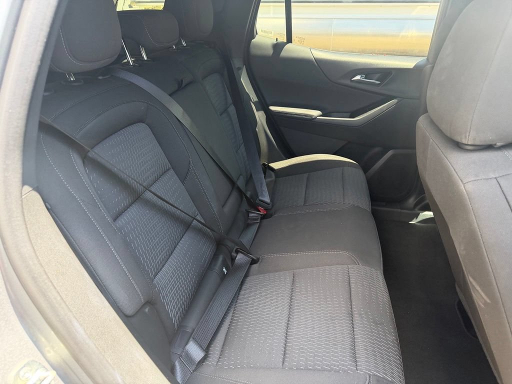 Used 2026 Chevrolet Equinox LT FWD image 12