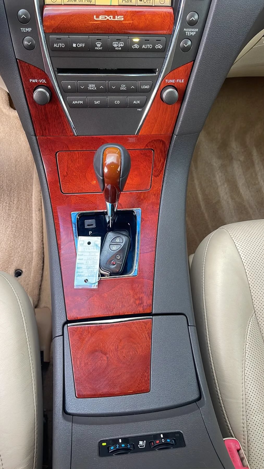 Used 2011 Lexus ES 350 FWD image 15