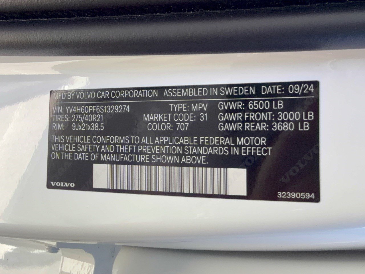 Certified 2025 Volvo XC90 T8 Ultra w/ Protection Package Premier AWD/4WD image 31