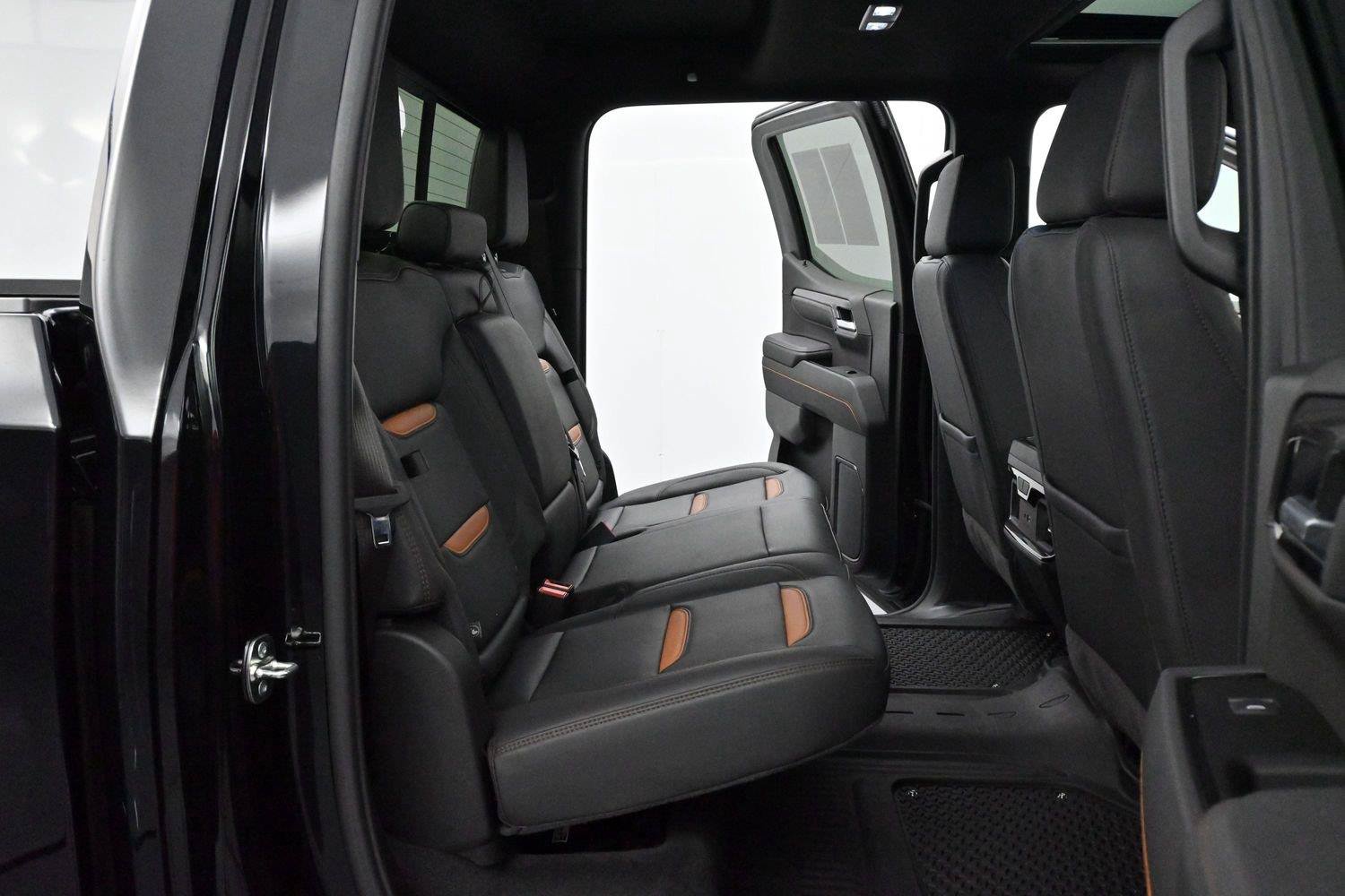 Used 2026 GMC Sierra 1500 AT4 w/ AT4 Premium Package AWD/4WD image 34