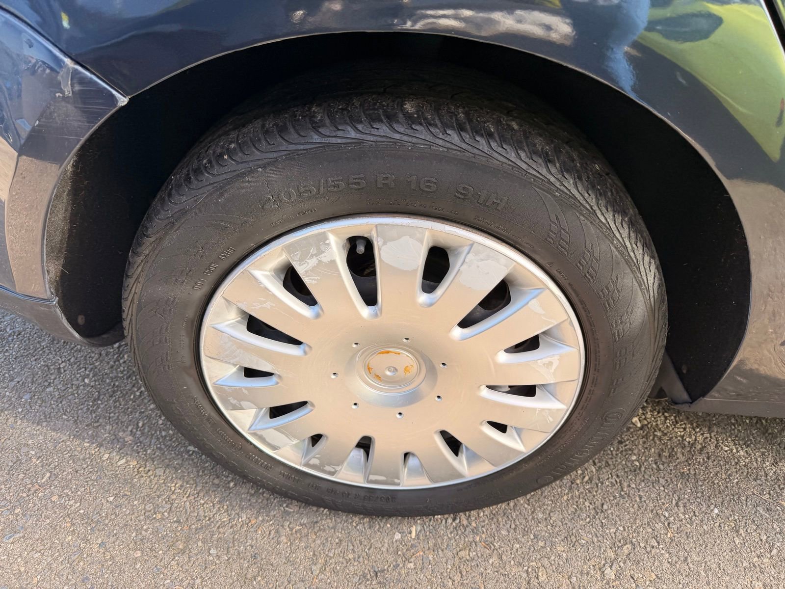 Used 2005 Volkswagen Jetta 2.5 image 6