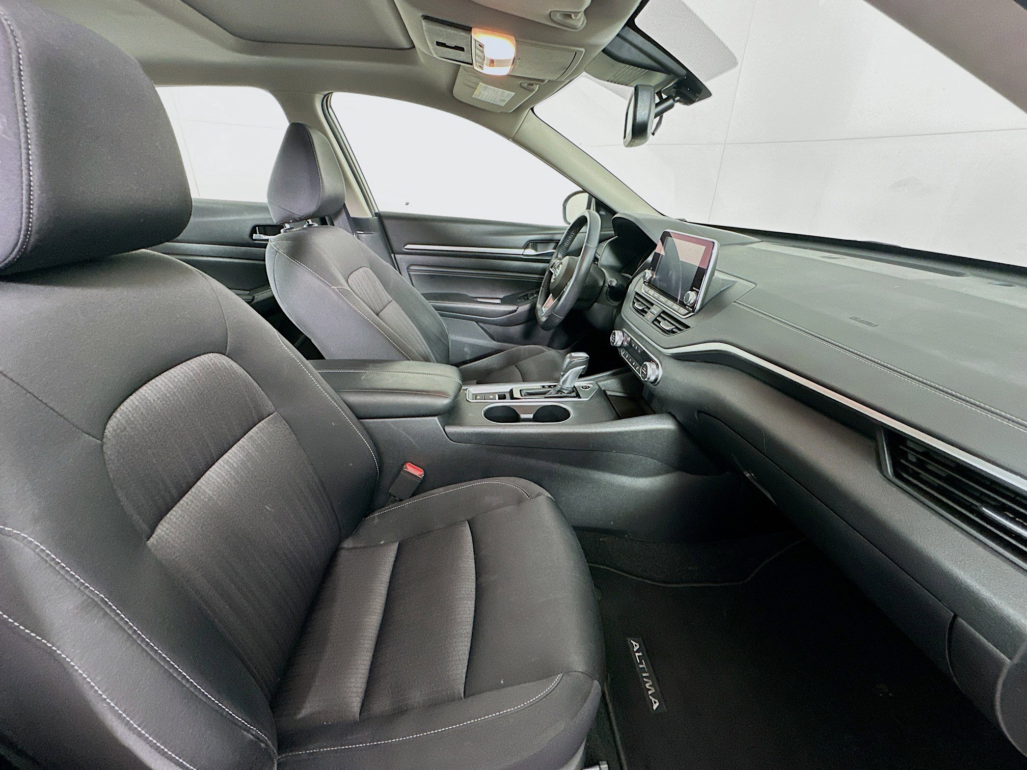 Used 2019 Nissan Altima 2.5 SV FWD image 29