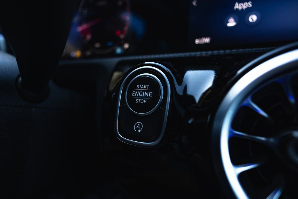 Used 2025 Mercedes-Benz CLA 250 4MATIC image 16