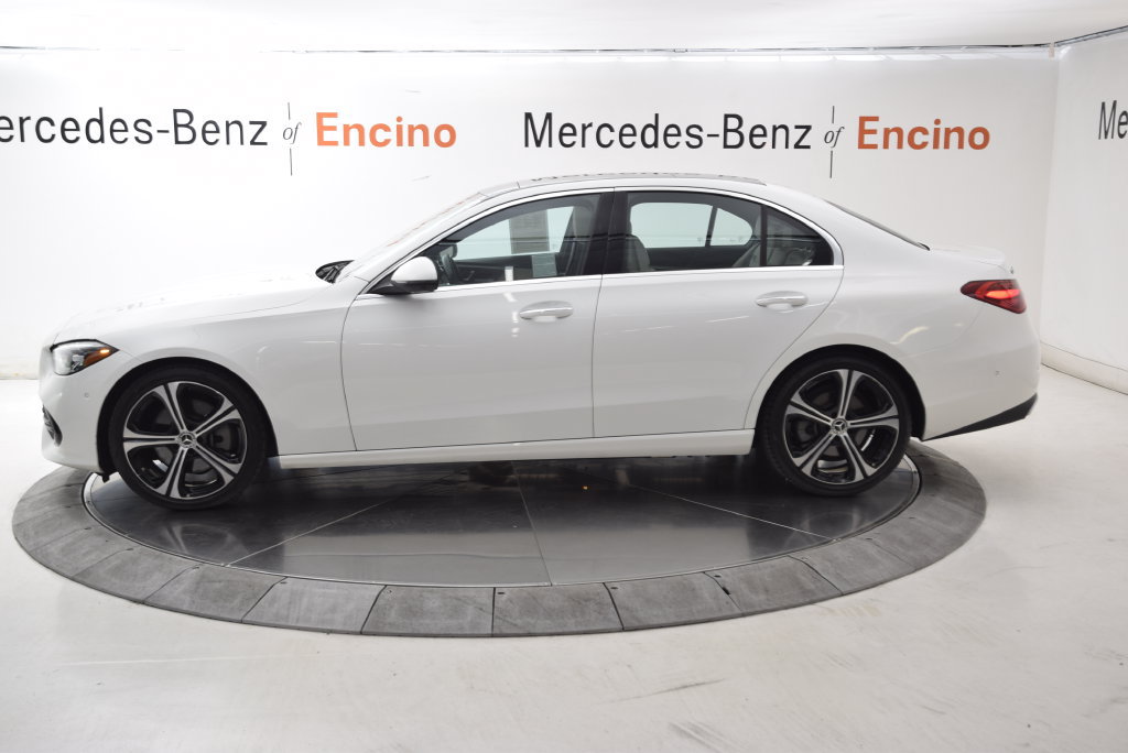 Used 2023 Mercedes-Benz C 300 Sedan image 3